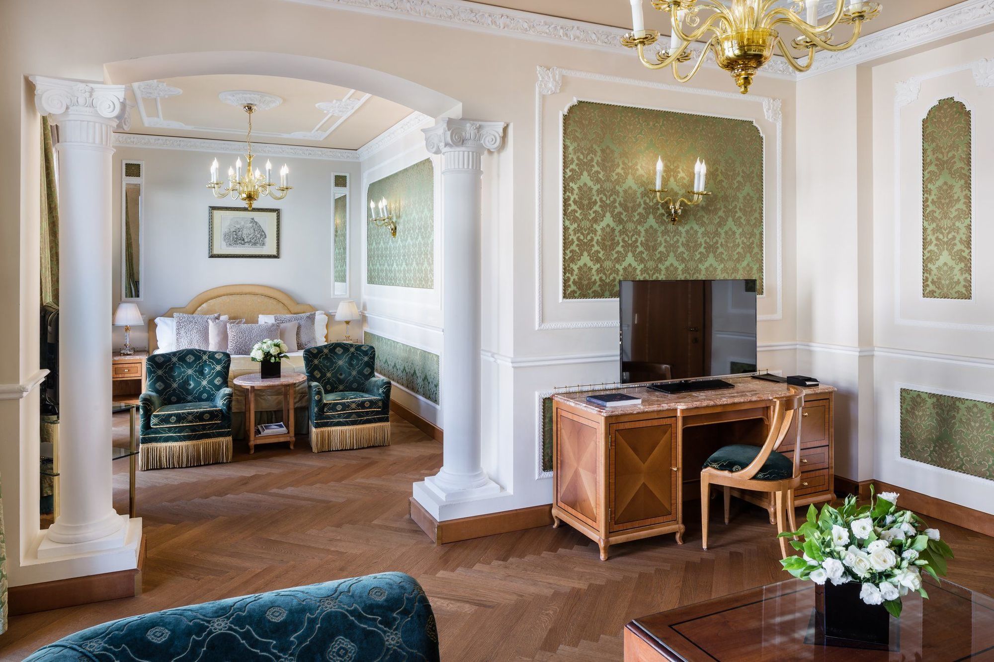 Baglioni Hotel Carlton - The Leading Hotels Of The World Milan Exterior photo