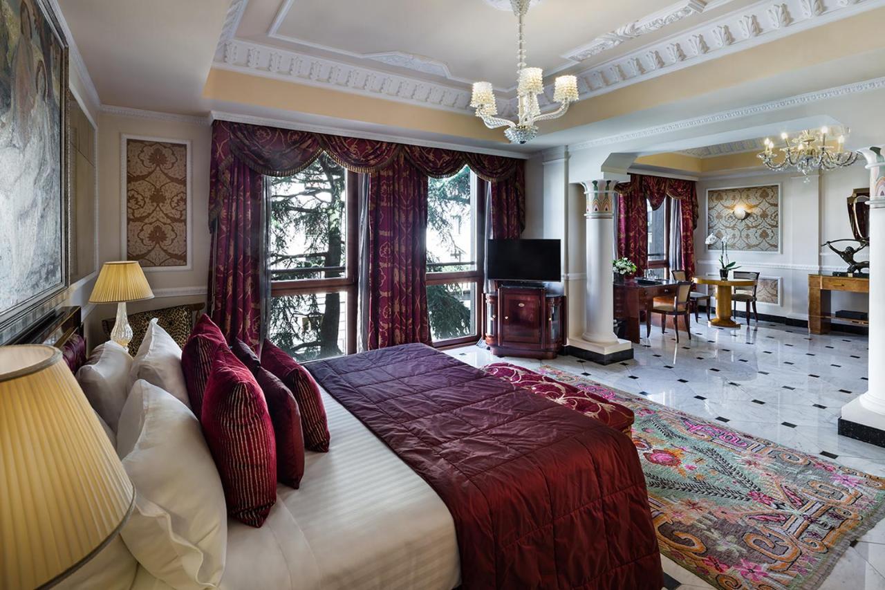 Baglioni Hotel Carlton - The Leading Hotels Of The World Milan Exterior photo