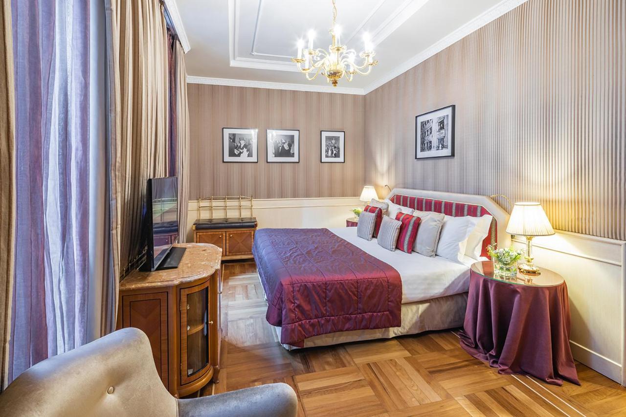Baglioni Hotel Carlton - The Leading Hotels Of The World Milan Exterior photo